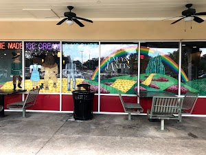 Tanya & Matt's Ice Creamiest place picture